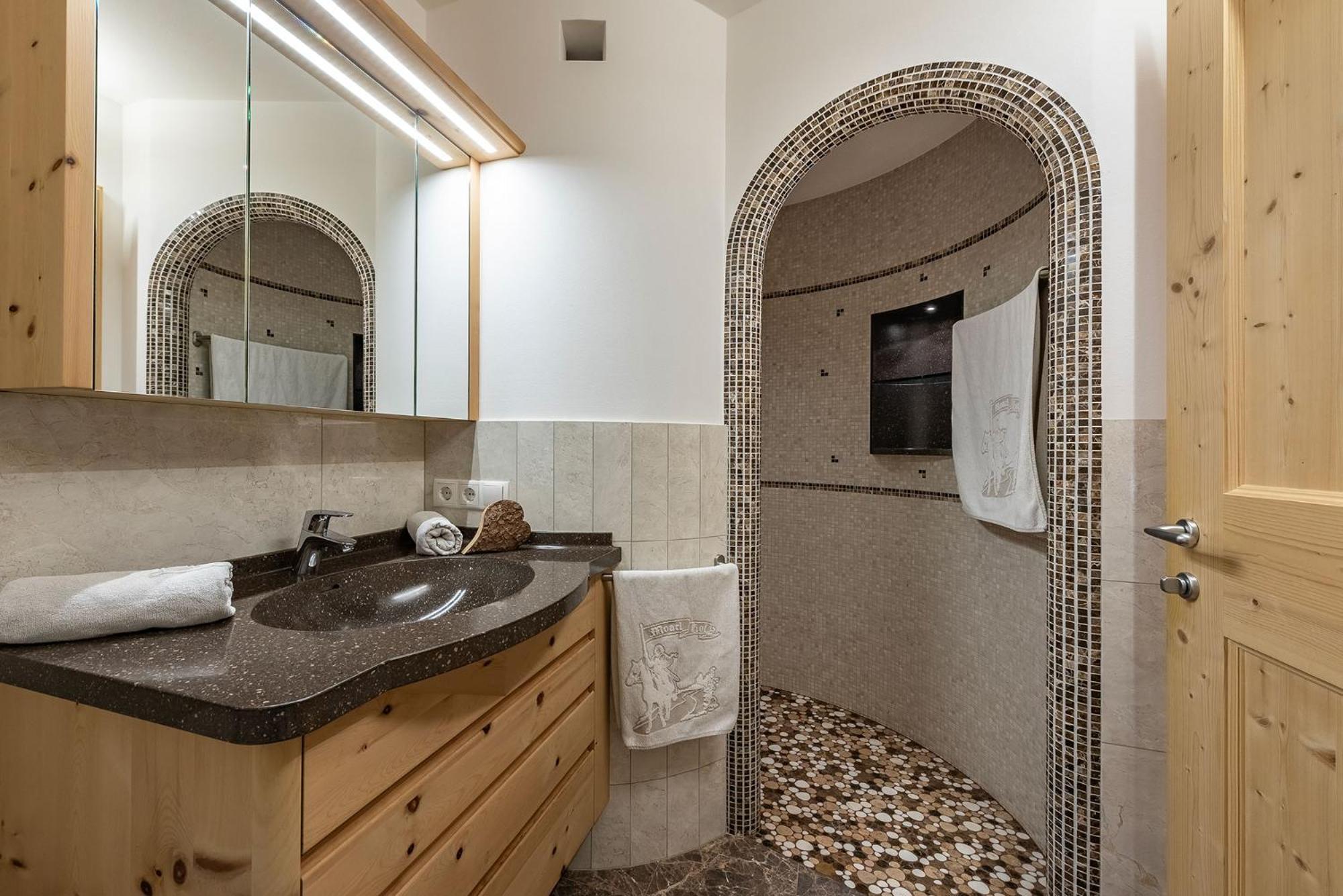 Moarlhof - Farm Nature Resort Castelrotto Dış mekan fotoğraf