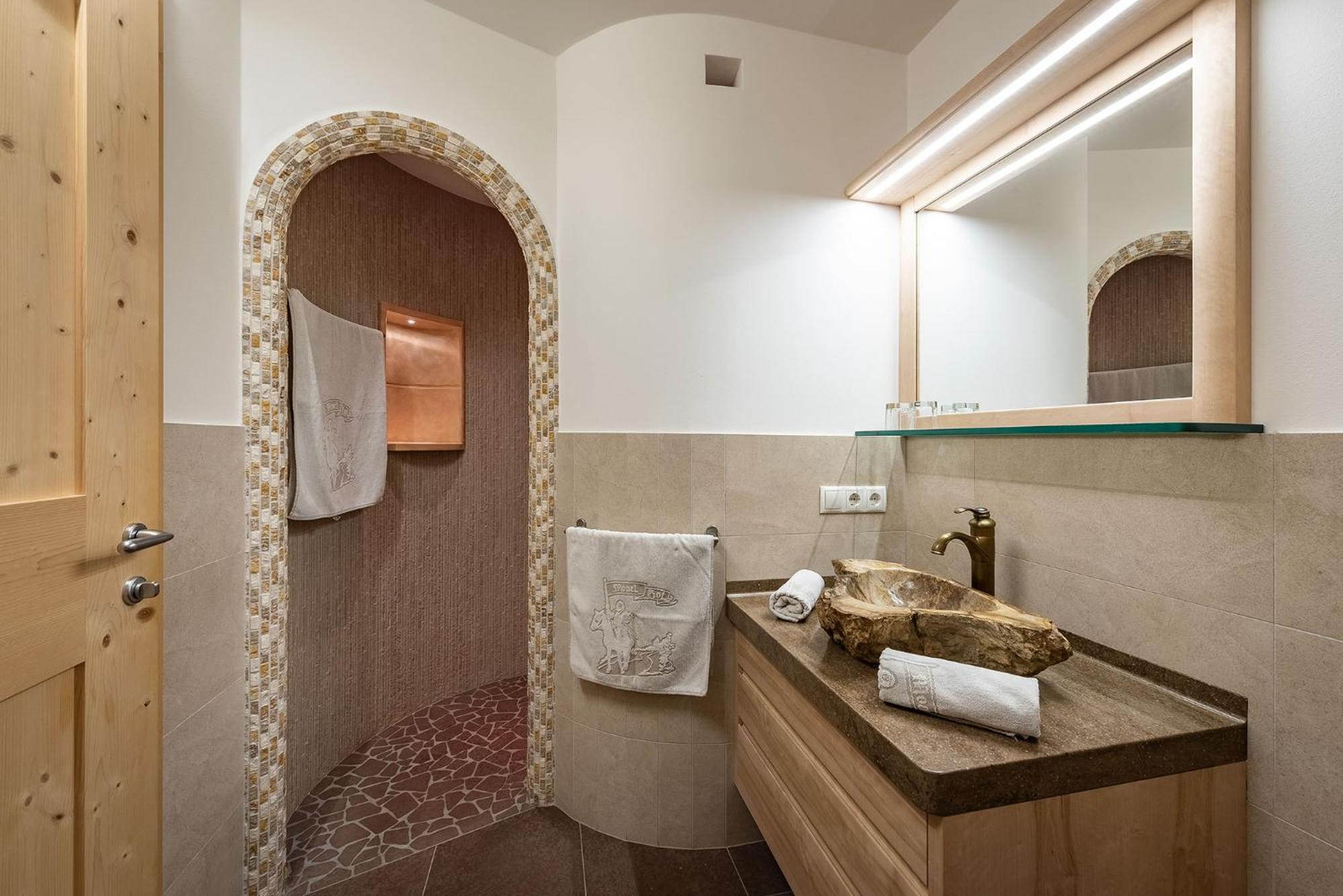 Moarlhof - Farm Nature Resort Castelrotto Dış mekan fotoğraf