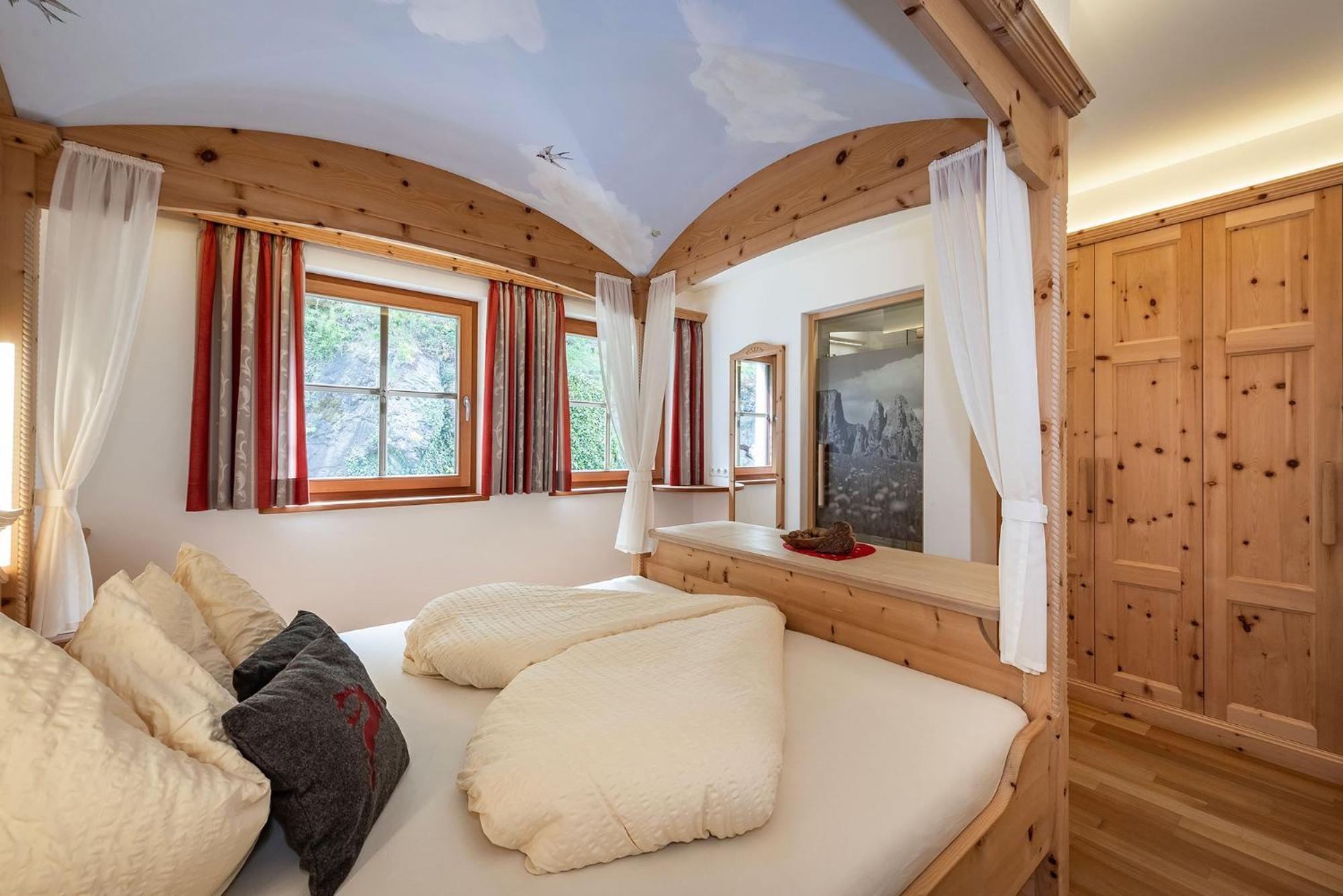 Moarlhof - Farm Nature Resort Castelrotto Dış mekan fotoğraf