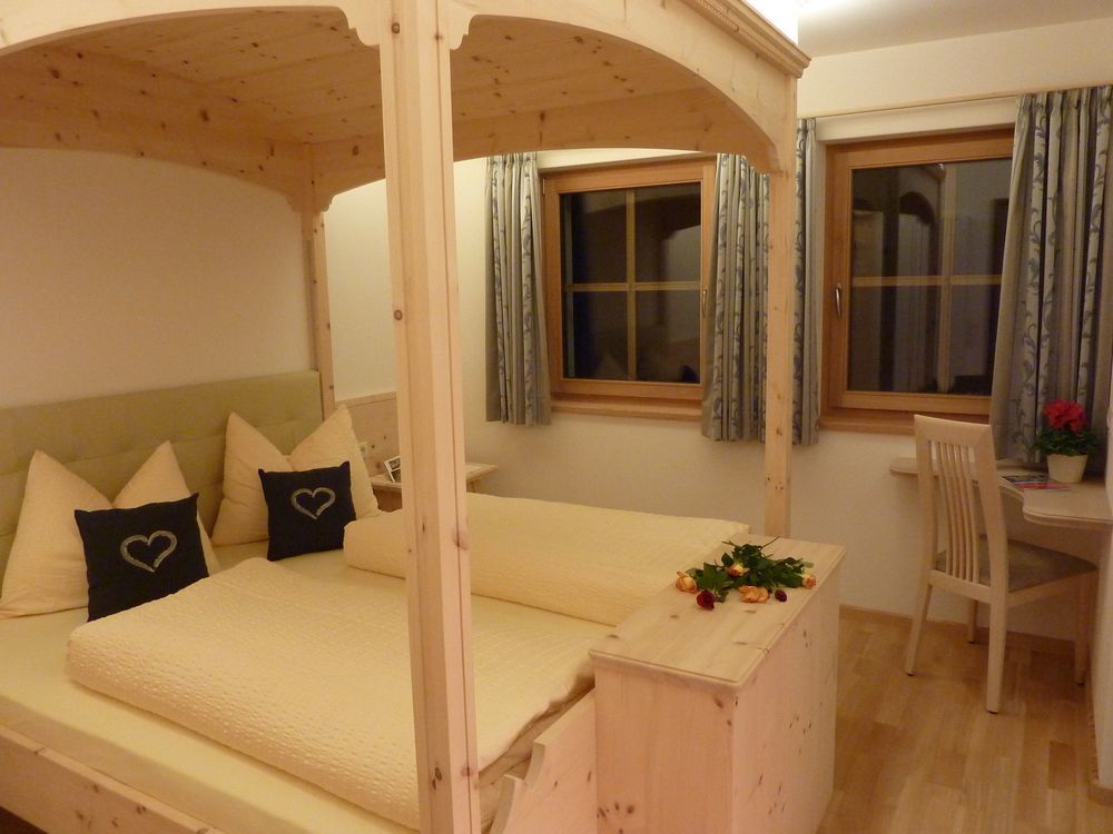 Moarlhof - Farm Nature Resort Castelrotto Dış mekan fotoğraf